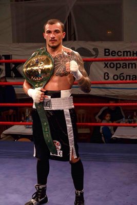 Убиеца е един от най-опитните професионални боксьори в България
