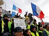 10 арестувани на протеста на "жълтите жилетки" в Париж, замеряли полицаи с камъни (Снимки, видео)