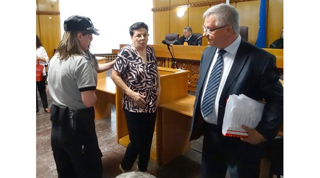 В началото на януари м.г. Иванка бе закопчана още в съдебната зала, щом апелативният съд постанови ефективното  наказание.