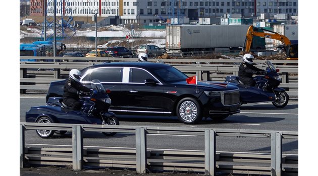 Кортежът, превозващ членовете на китайската делегация и президента Си Дзинпин при пристигането им в Москва СНИМКА: Ройтерс