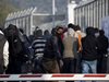 Гръцките власти строят нов лагер за бежанци на остров Хиос