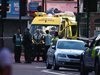 Бус се вряза в пешеходци в Лондон, 10 души са пострадали (На живо, снимки)