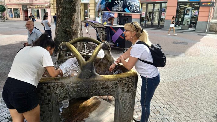 Най-посещавани в жегата са градските чешми.