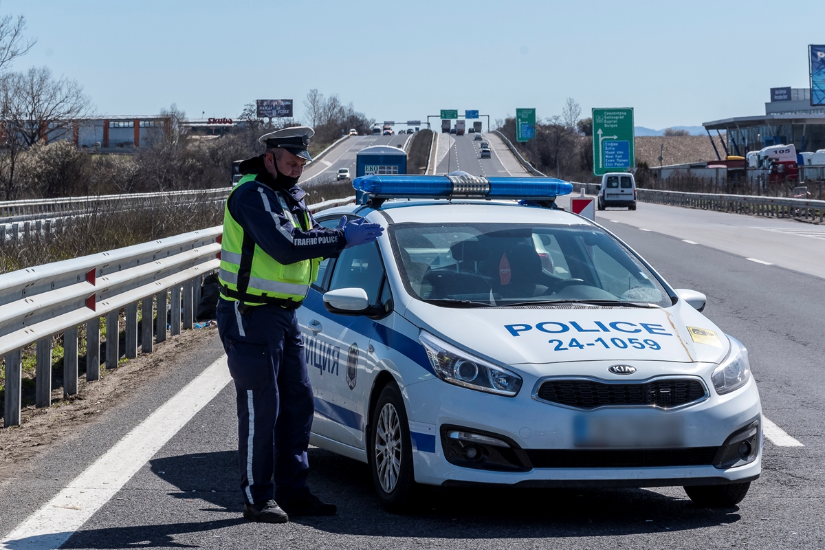 Спипаха 203 пияни и 53 дрогирани зад волана за седмица