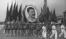 Диктаторите и спортът: При Сталин всички състезания са предва­рително спечелени, а загубите се наказват тежко