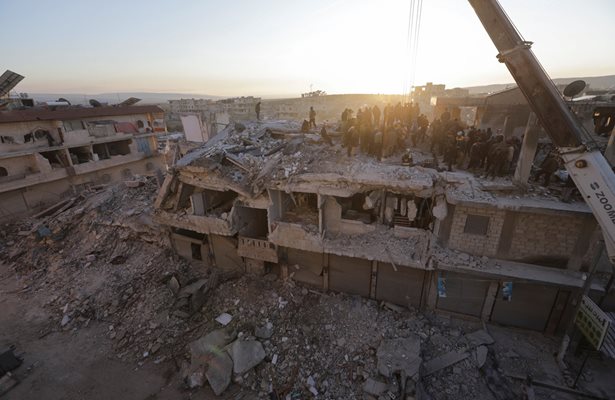 Щетите след земетресението в Турция и Сирия на 06.02.2023 г.
СНИМКА: Ройтерс