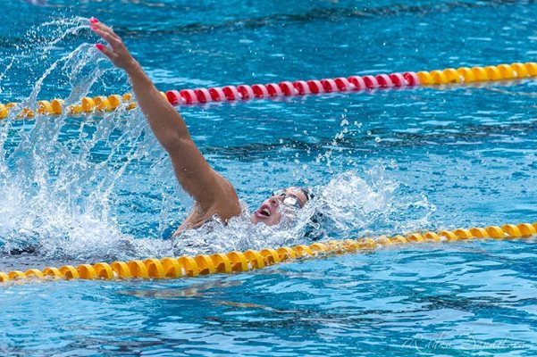 Победното плуване на Екатерина Аврамова