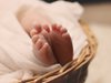 Намериха новородено бебе в пазарска чанта в Лондон