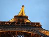 Париж ще забрани на депутати да назначават близките си за свои помощници