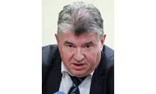 Освободиха Петър Илиев като шеф на НЕК, назначиха на мястото му бивш шеф на БЕХ