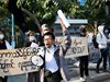 Хунтата в Мианмар блокира фейсбук, лекари отказват да работят за военните (Инфографика)