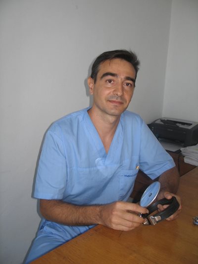 Dr. Georgi Nikolov, Assistant Chief of the University Clinic of 