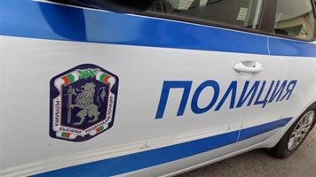 Камион блъсна 88–годишен мъж на задна в Добрич, счупи му рамото