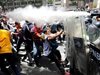 Опозицията във Венецуела с най-големия досега протест срещу Мадуро