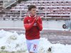 Героят на ЦСКА за пръв път вижда публика до хълмовете