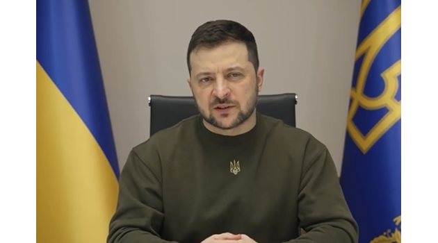 Володимир Зеленски по време на традиционното си видеобръщение Кадър: Фейсбук/Официален профил на украинския президент