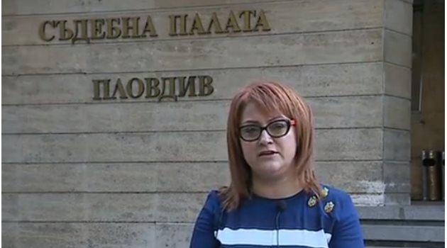 По думите на юриста, Велева е попаднала случайно в автомобила, чиито пътници бяха арестувани при акцията на АМ "Тракия" преди дни  Кадър : Нова телевизия/vbox7