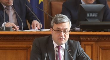 ГЕРБ: Обречени сме на диалог, иначе демокрацията може да рухне за секунди