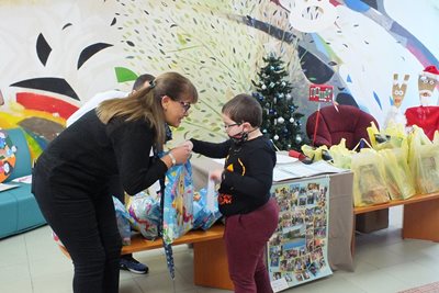 Директорката Жулиета Петкова организира различни празници, в които децата се чувстват прекрасно.
