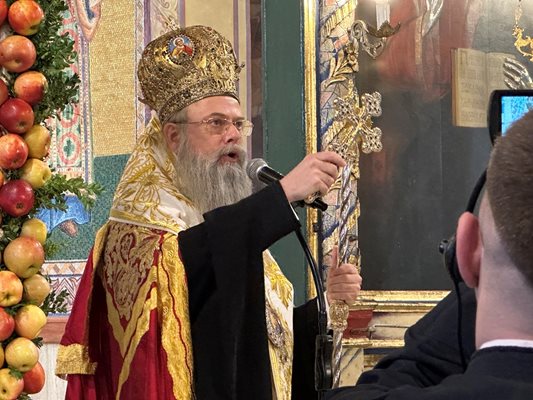 Преди дни пловдивският митрополит Николай отслужи благодарствен молебен за 145-ата годишнина от Освобождението на България.