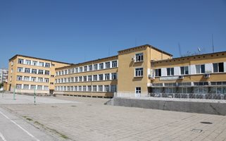Обновяват училищните дворове в Пловдив
