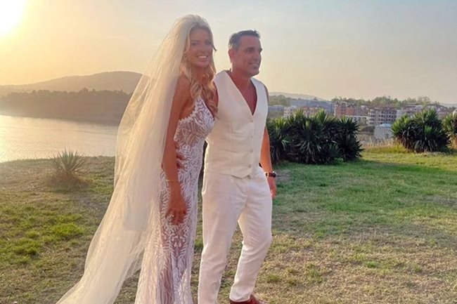 Роси Черногорова вдигна лятна сватба
