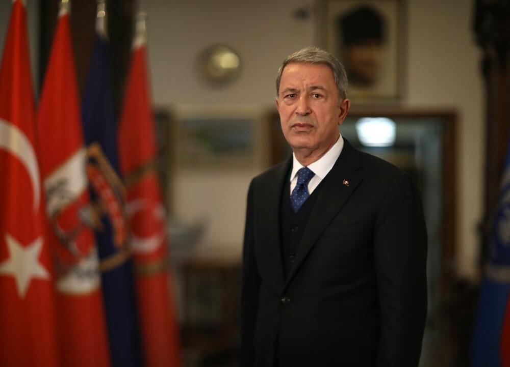 Турският министър на отбраната е на посещение във Великобритания