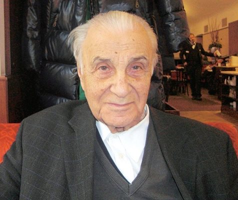 Гарбис Папазян - доайенът на българите във Виена, почина през юни.