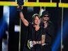 Кийт Ърбан с 4 приза на наградите на Телевизията за кънтри музика (Снимки)