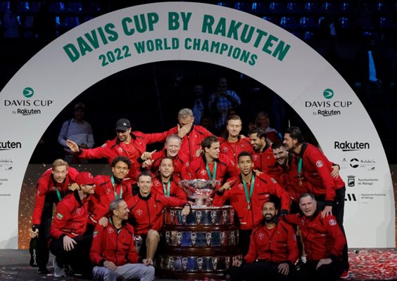 Канада е новият световен шампион по тенис за мъже. Снимка: Ройтерс