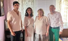 Съпругата на Гунди празнува 80 г. с младите Георги и Лита от филма за Аспарухов (снимки)