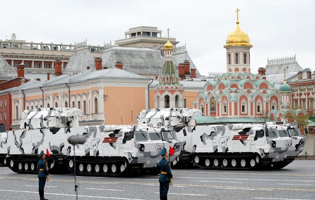 Зенитноракетно-оръдейни комплекси “Панцир-С” СНИМКА: Ройтерс