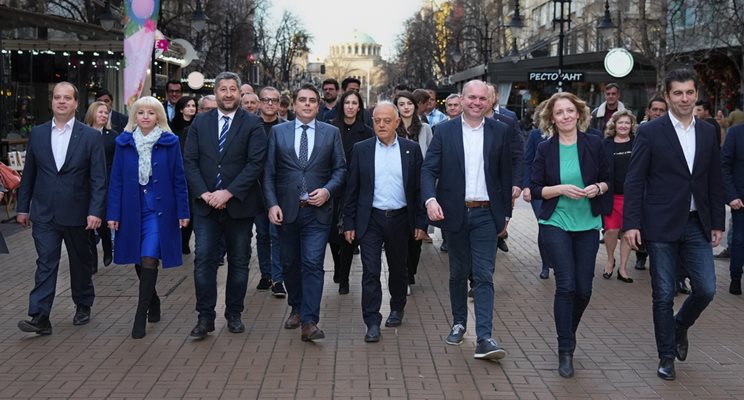 Лидерите на обединението "Продължаваме промяната - Демократична България"