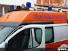 Издърпаха линейка с пациент, затънала край пътя до Кюстендил