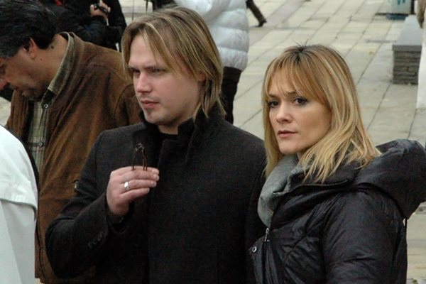 Максим Стависки и Албена Денкова ще участват в галаспектакъл на лед в България