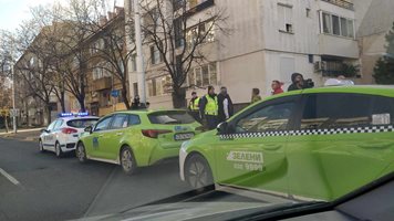 Таксиджиите с ново протестно шествие в Пловдив