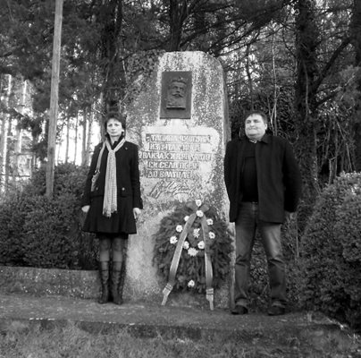 Паметникът на Христо Ботев във врачанското село Осен. Местните патриоти са убедени, че поетът е роден тук.