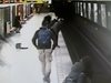 2-годишно дете падна върху релсите на метрото в Милано, спаси го тийнейджър (Видео)