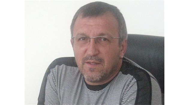 ПОЗИЦИЯ: Иван Мирославов, брат на Стефан Мирославов-Крушата е ицпълнителен директор на Централната автогара в София.