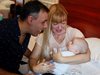 Десетки бебета от сурогатни майки в Украйна чакаха в хотел биологичните си родители, блокирани от пандемията