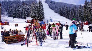 Специални оферти пуснаха в Хисаря и Пампорово за междусрочната ваканция