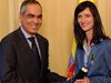 Наш евродепутат с орден от президента на Колумбия