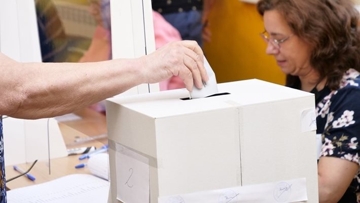 Всички изборни секции в страната са готови за вота