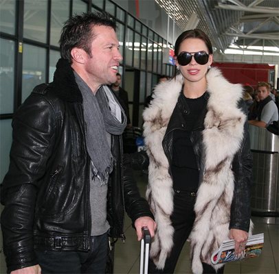 Лотар и Лиляна при пристигане на летището в София през есента на 2010 г.