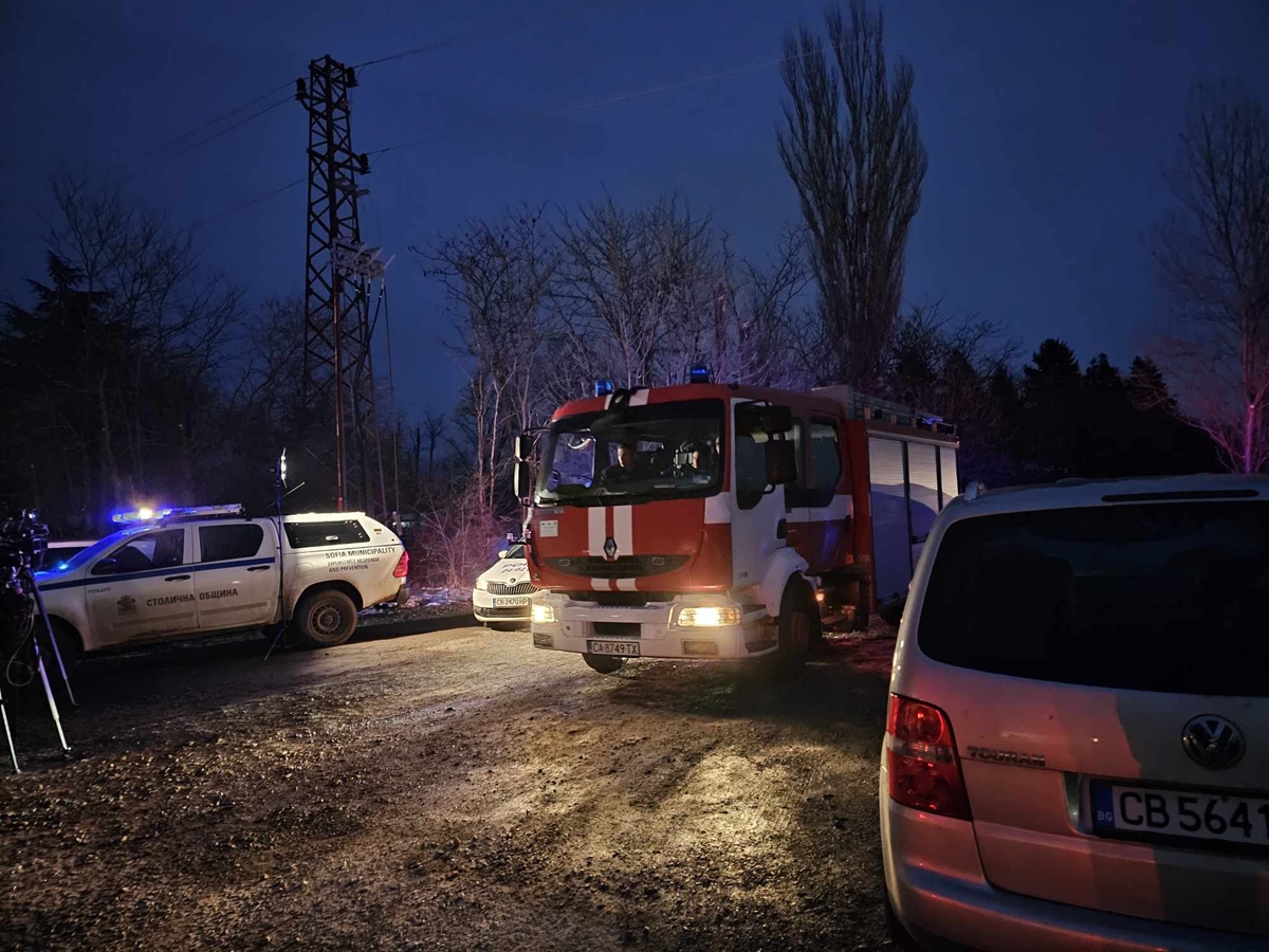 Сестрата на един от пострадалите при влаковата катастрофа: Излязъл е изпод купчина ламарини