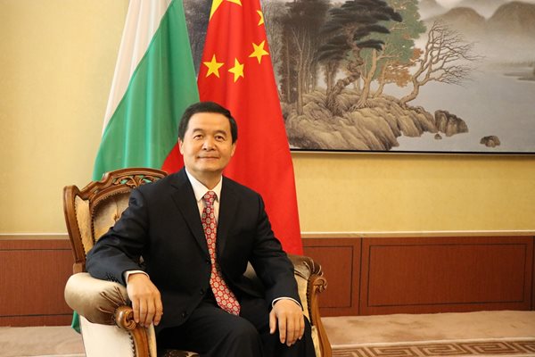 Н. Пр. Дун Сяодзюн, посланик на КНР в България
