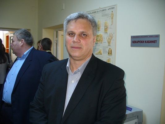 Д-р Васислав Петров: Има атака срещу мен заради критики към политиката спрямо държавните болници