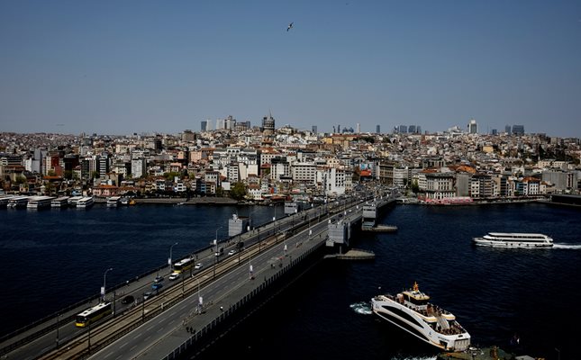 Мостът Галата, Истанбул СНИМКА: РОЙТЕРС