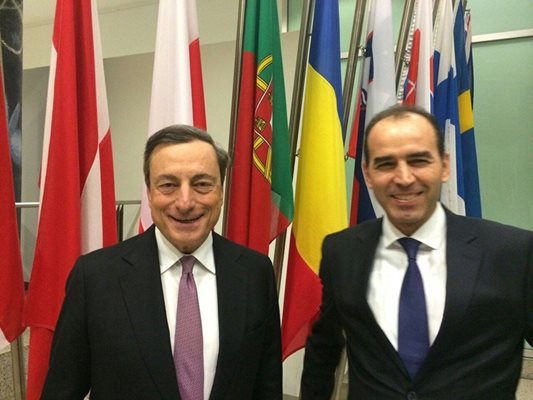 В края на втория мандат Иван Искров бе на банкова среща с шефа на ЕЦБ Марио Драги