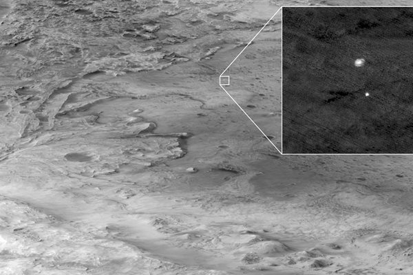 Разкриха тайно послание в парашута на "Пърсивиърънс" на Марс СНИМКА: РОЙТЕРС